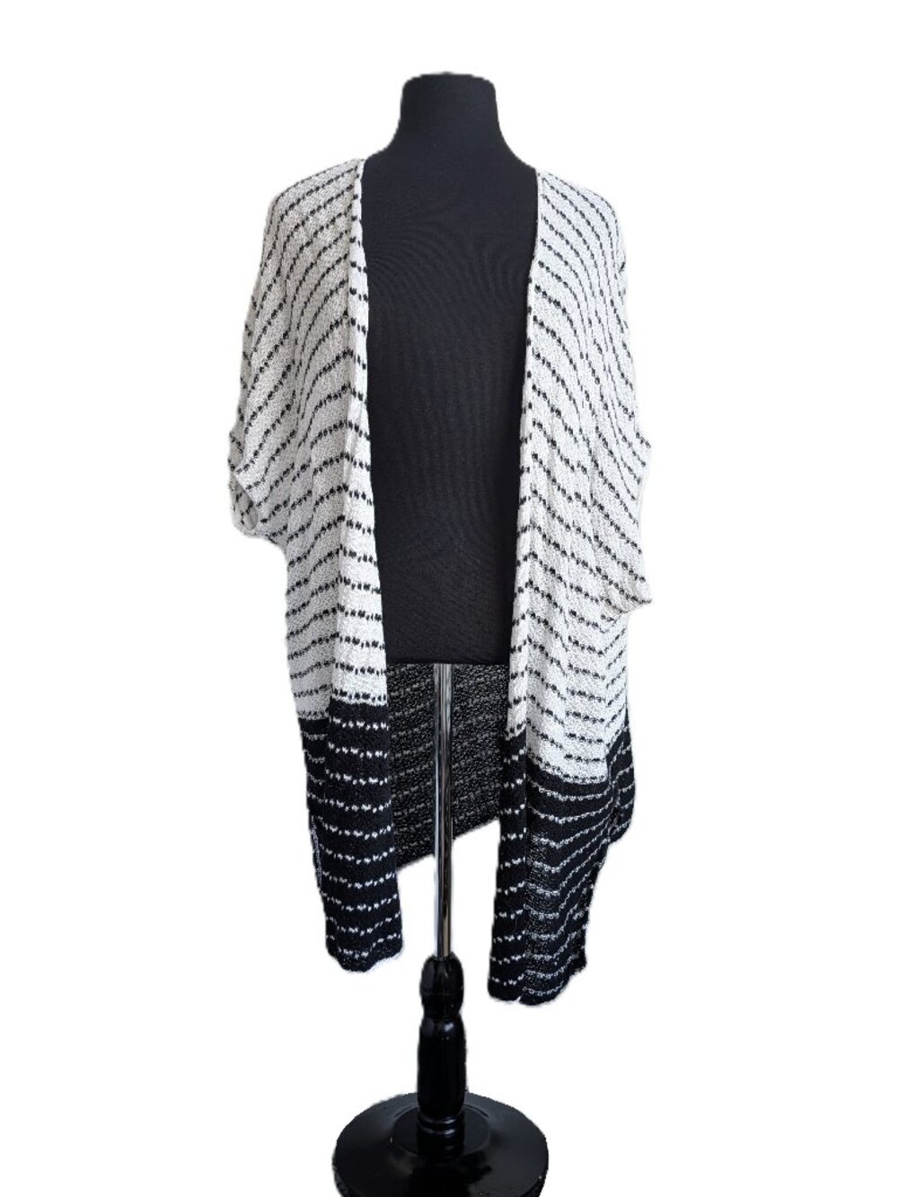 O'Neill Black & White Open Front Cover Up/Cardigan | One Size